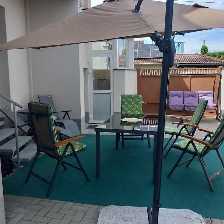V Centru Apartman Lanžhot Kültér fotó
