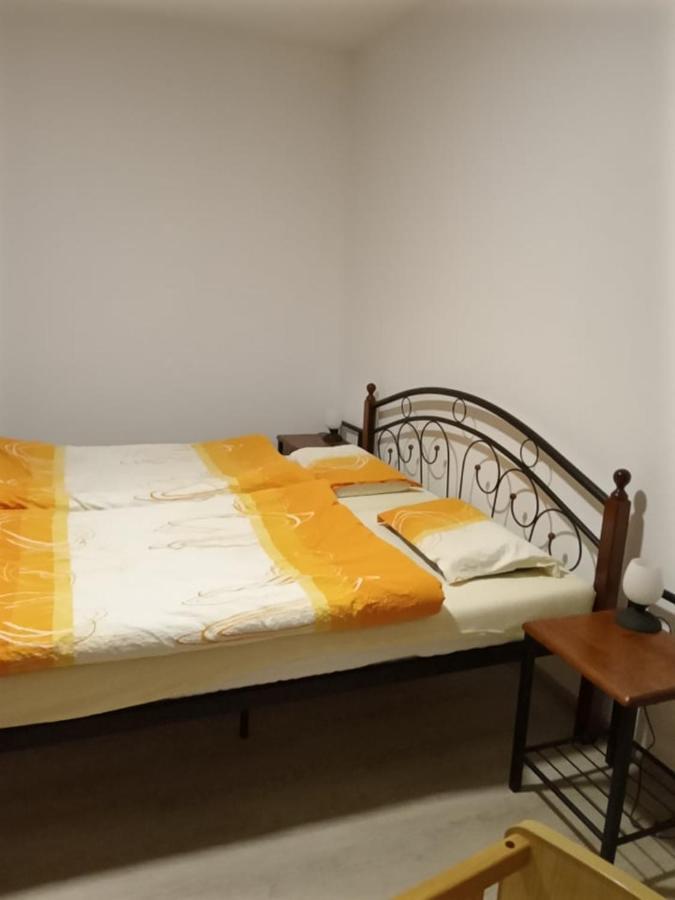V Centru Apartman Lanžhot Kültér fotó