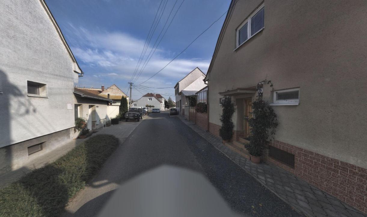 V Centru Apartman Lanžhot Kültér fotó